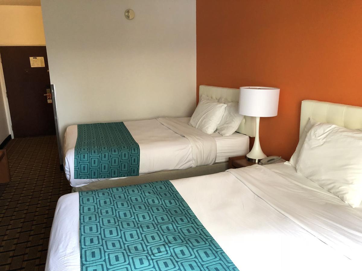 Howard Johnson By Wyndham Airport Louisville Kültér fotó